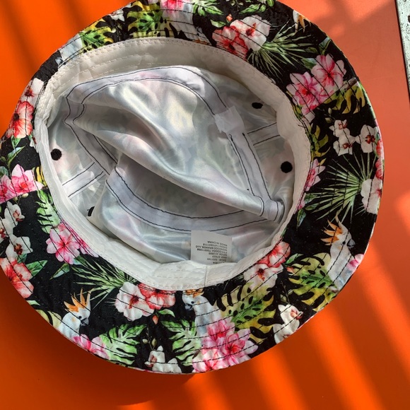 Floral Hat - Picture 4 of 4